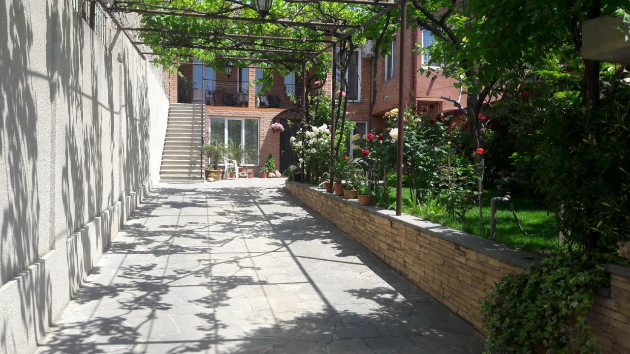 Green Garden Tbilisi Exterior photo